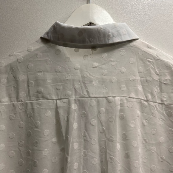 NWT BOHEMIA WHITE DOTS BUTTON UP SHIRT/SIZE M/SEMI-SHEERS - Picture 4 of 9